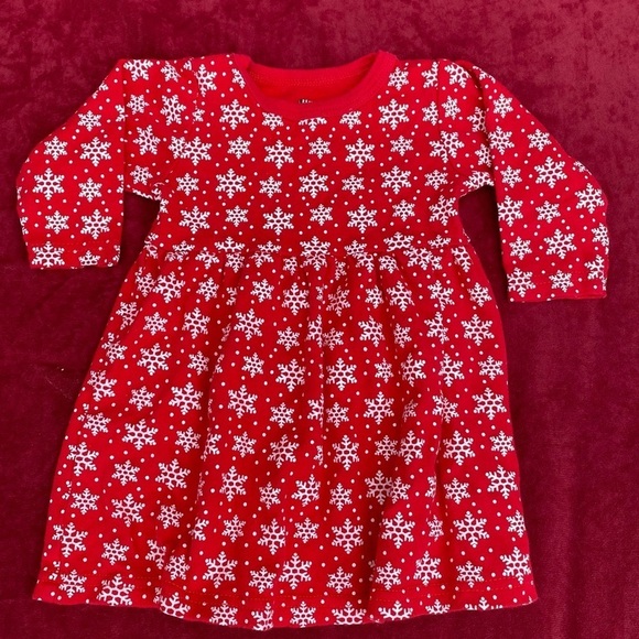 HUDSON Bay NWOT dress baby in adorable comfort. 100% cotton, easy care - Picture 2 of 4